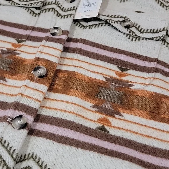 NWT Shyanne Long Fleece Shacket - Picture 14 of 15